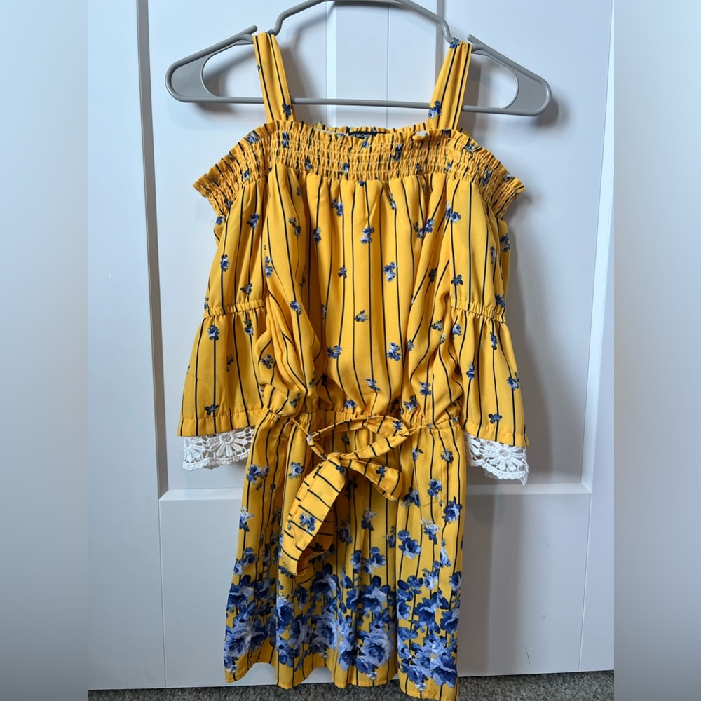 Romper - Picture 2 of 3